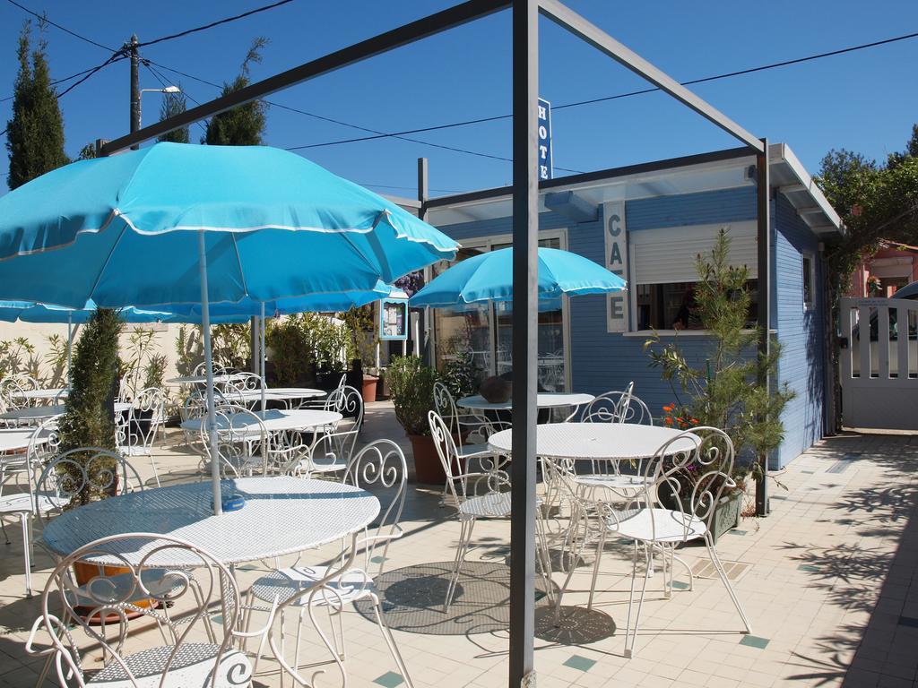 Hotel Restaurant - Villa Les Sirenes Argeles-sur-Mer Exterior photo