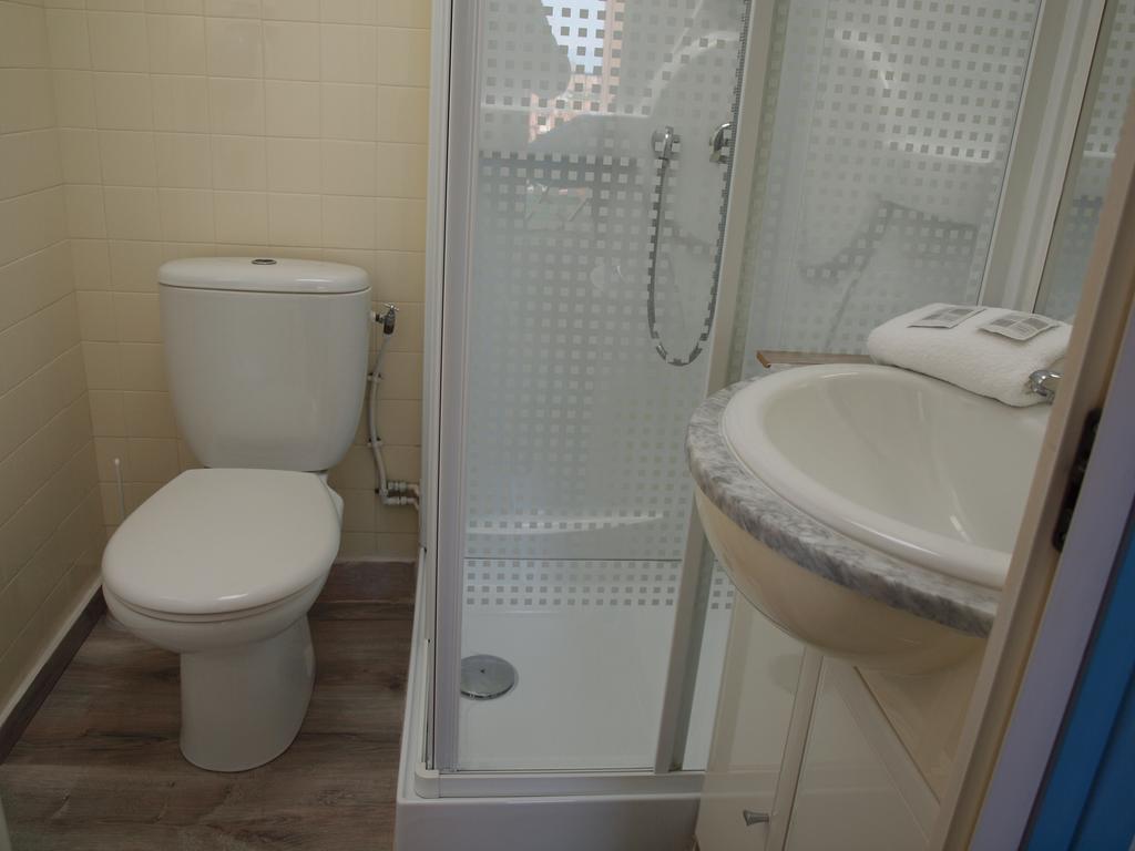 Hotel Restaurant - Villa Les Sirenes Argeles-sur-Mer Room photo
