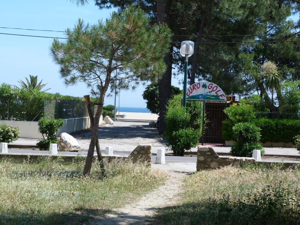 Hotel Restaurant - Villa Les Sirenes Argeles-sur-Mer Exterior photo